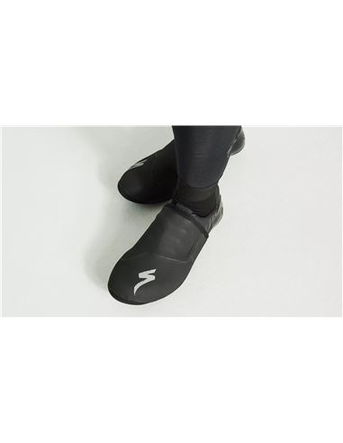 64323-350_APP_NEOPRENE-TOE-COVERS_HERO.jpg